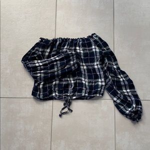 Hollister off the shoulder, long sleeve top.
